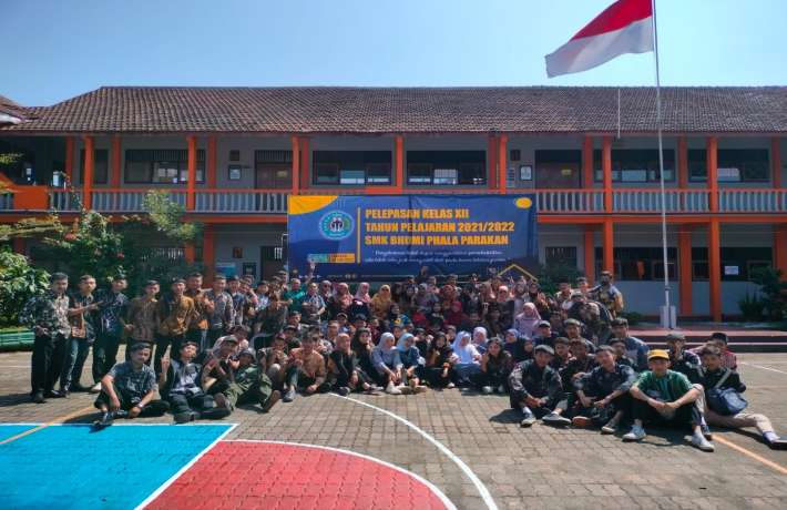 Pelepasan Siswa Kelas XII Tahun 2022