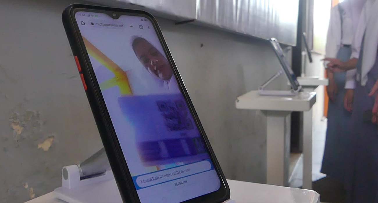 Mipha Smart Book, Permudah Orangtua Pantau Kehadiran Anak di Sekolah