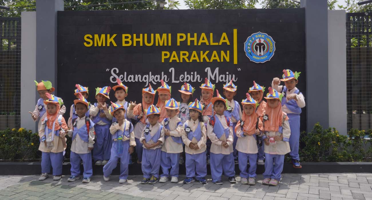 Praktik Kegiatan Lapangan TK Bias